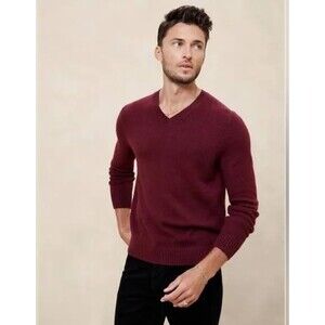 Banana Republic Sweater Men's M Burgundy V-Neck Extra Fine Italian Merino Wool
